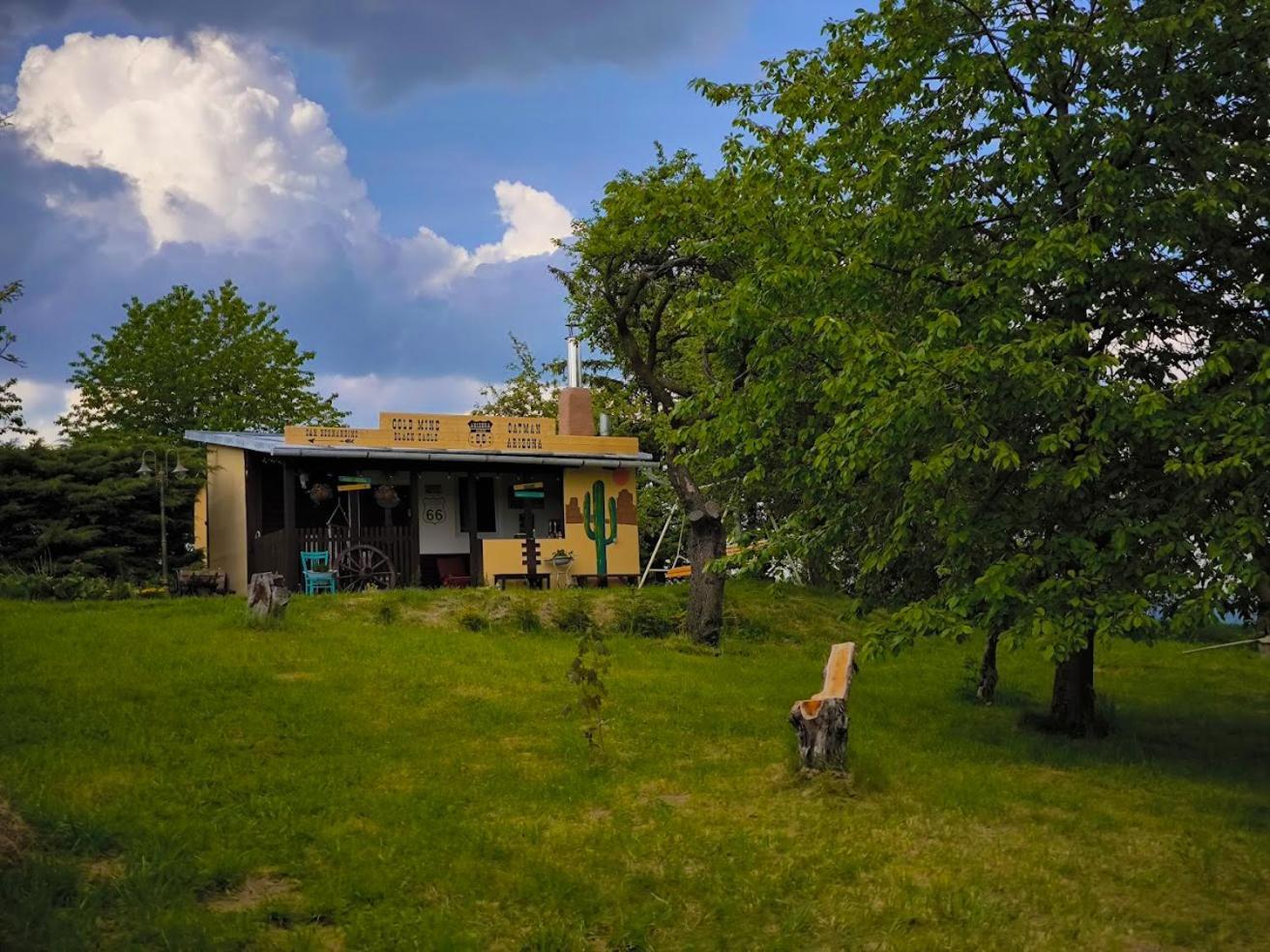 Ranch 66 - Zlatokopecka Chata Arizona Tršice Eksteriør bilde